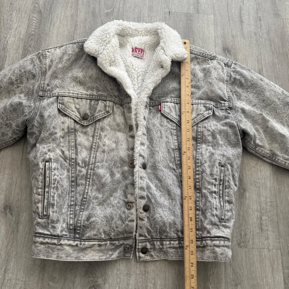 Levis Vintage Sherpa Lined Denim Trucker Jacket Grey Acid Wash Made in USA XL